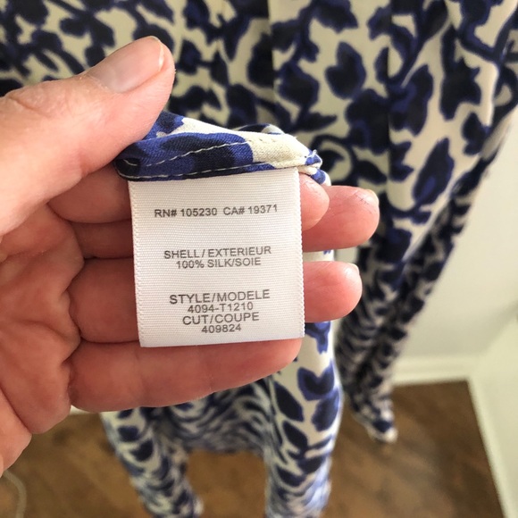 Navy long sleeve silk Joie blouse - Picture 4 of 5